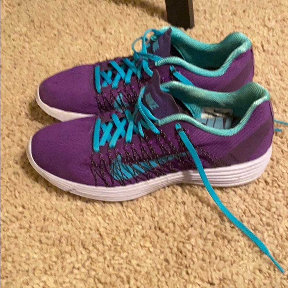 Nike Lunarlon3 size 9
